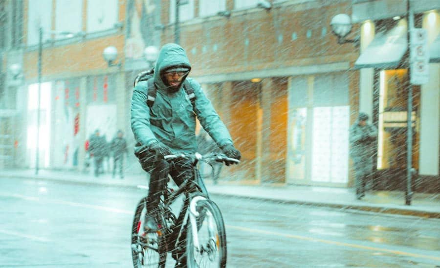How to Stay Safe and Dry While Riding an Electric Bike in the Rain
