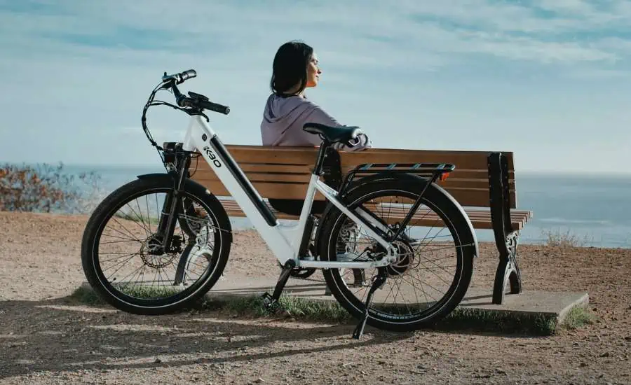Are Electric Bikes Good for Long-distance Touring? 1 How Far Can You Travel on an Electric Bike?