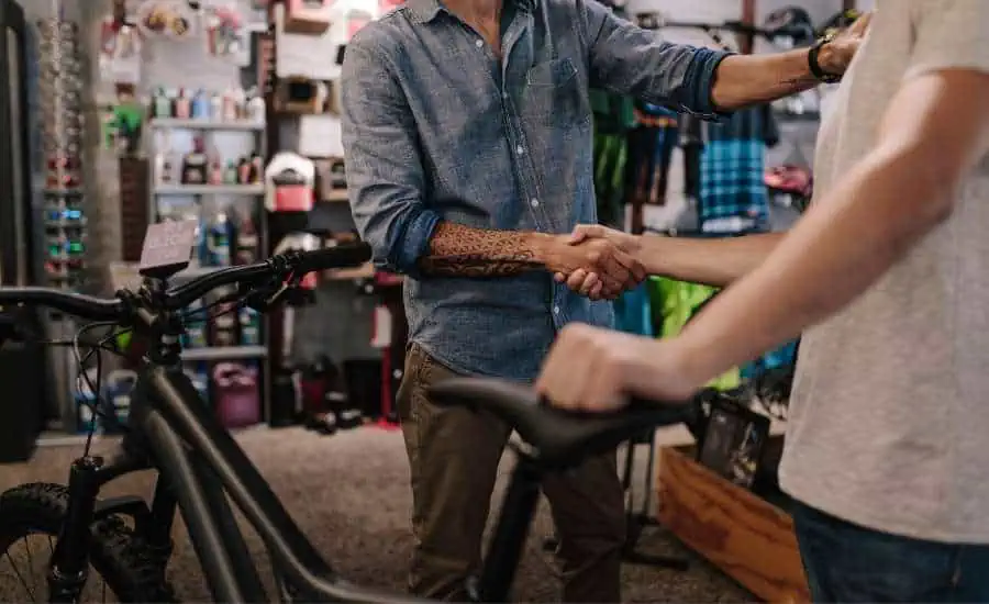 Should I Get an E Bike? 4 Factors to Consider When Choosing an E-Bike